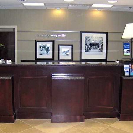 Hampton Inn Maysville Интерьер фото