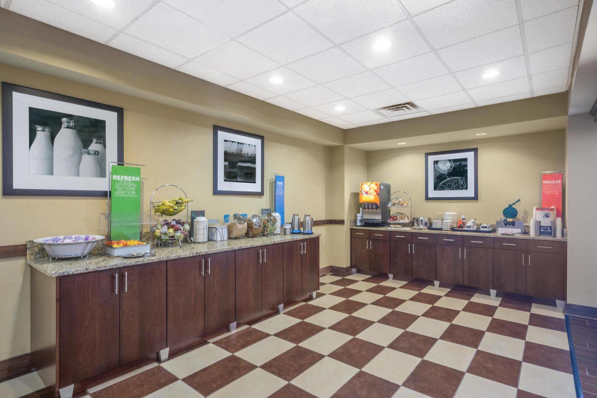 Hampton Inn Maysville Экстерьер фото